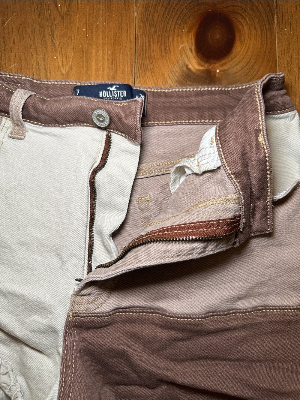 Hollister Brown Color Block Ultra High Rise Vintage Relaxed Mom Short - Picture 5 of 6
